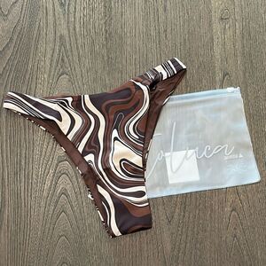 NWT Toluca EOS Mini Bottom Thong Cappuccino Size S